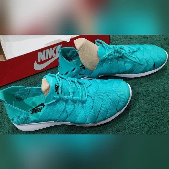 525. Nike Juvenate women's sneakers - Picture 2 of 6